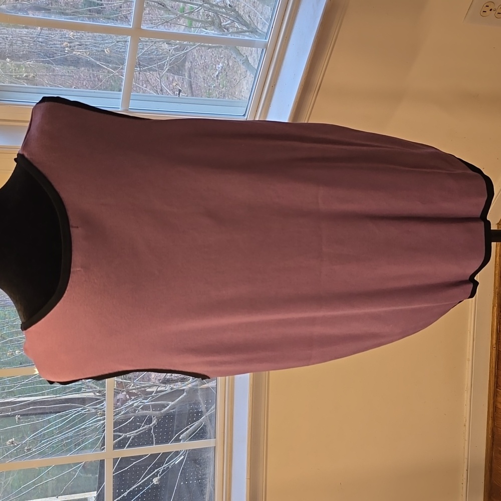 Dress Barn Tank Top Sweater Womens Size 18/20 Purple With Black Edging - Picture 5 of 8